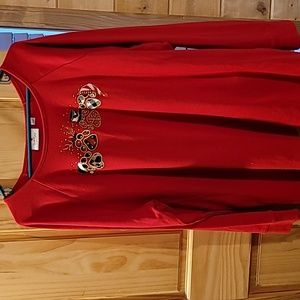 Quacker Factory red Christmas top featuring dog paws w animal print. 3X